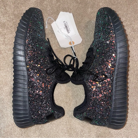 Forever 21 Shoes - Forever 21 Black Glitter Sneakers